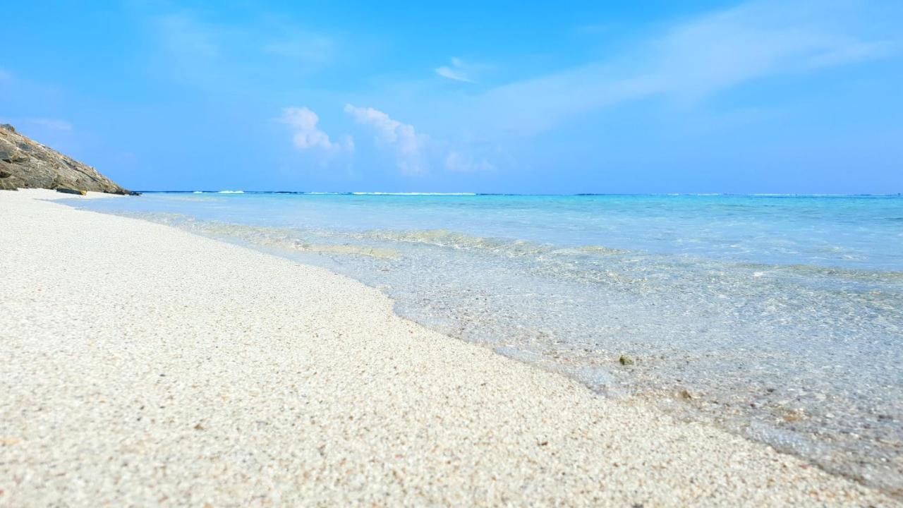Hulhan'Gu Lodge Himmafushi Esterno foto