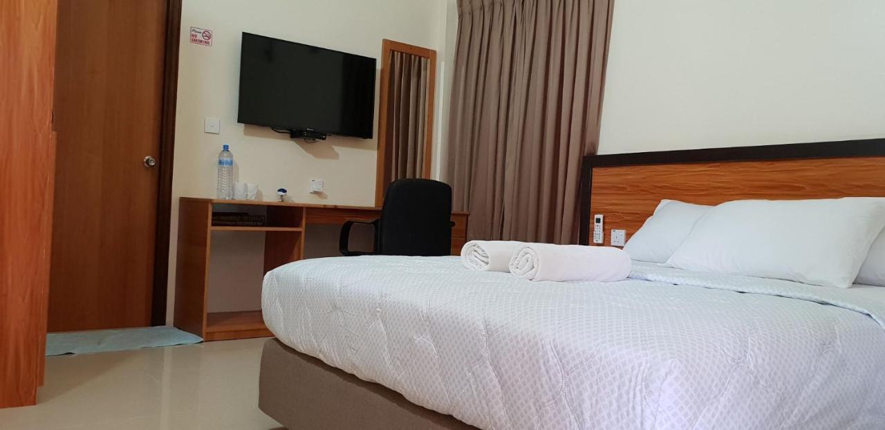 Hulhan'Gu Lodge Himmafushi Esterno foto