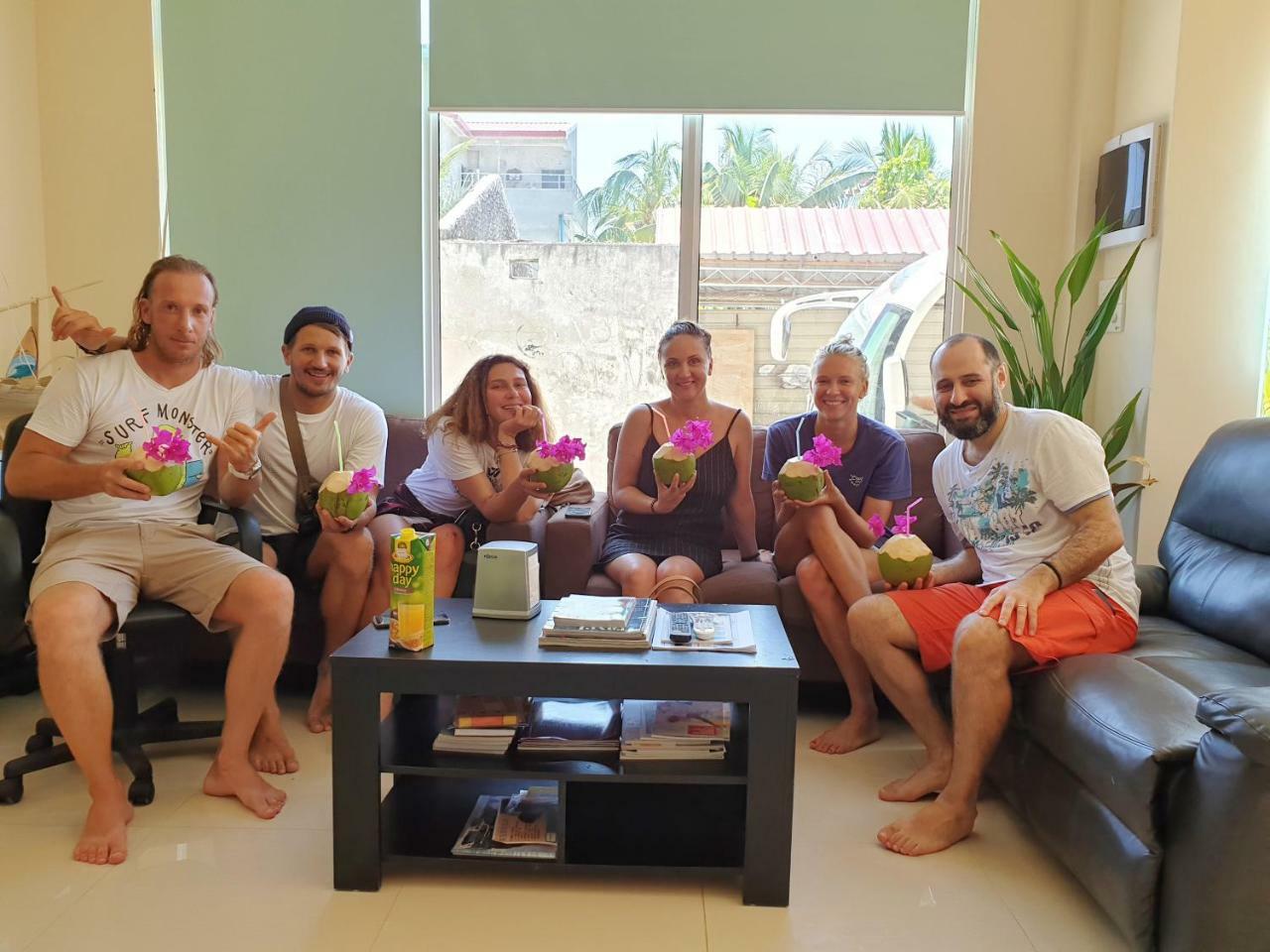 Hulhan'Gu Lodge Himmafushi Esterno foto