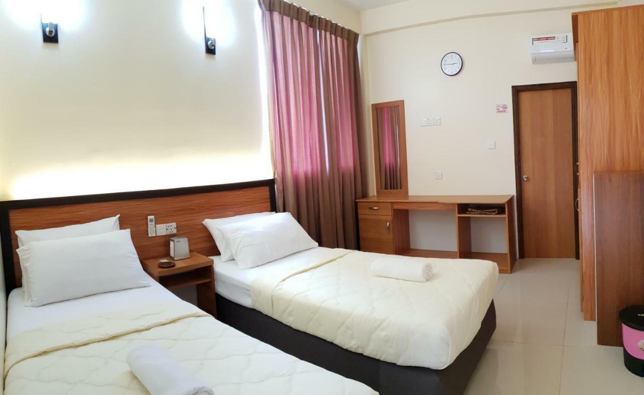Hulhan'Gu Lodge Himmafushi Esterno foto